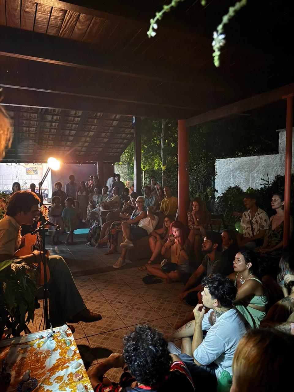 Show acústico na Casa Vibra Luz